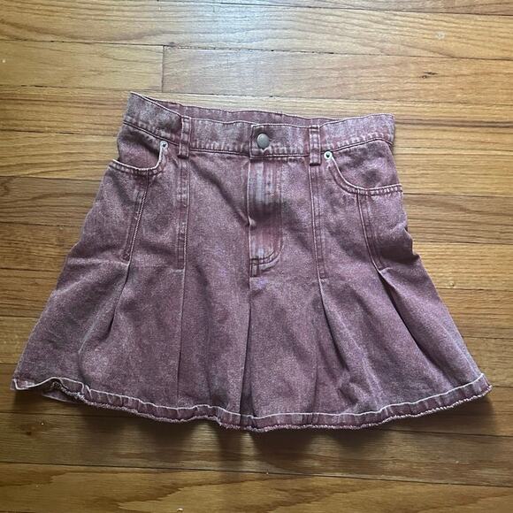 New  In Pleated Denim Mini Skirt – Y2K Vibes, Street Style Essential - Picture 1 of 7